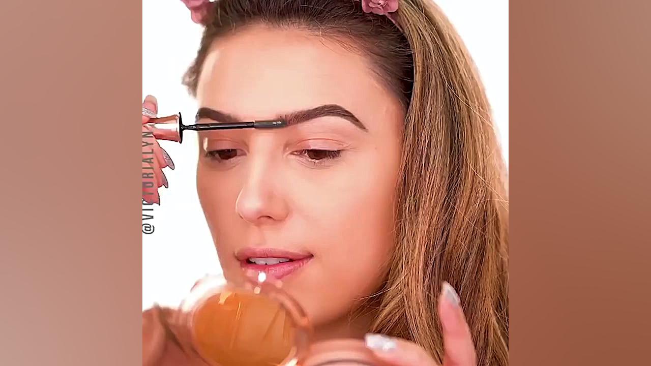 ترفندهای آرایش  از خط چشم تا ر...