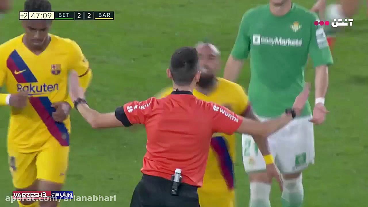 خلاصه بازی رئال بتیس  بارسلونا