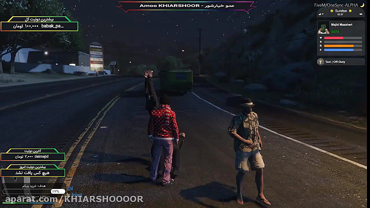 نماز خوندن ممد اصفهانی در تور...