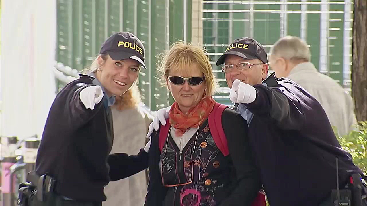 دوربین مخفی  فقط برای خنده  شم...