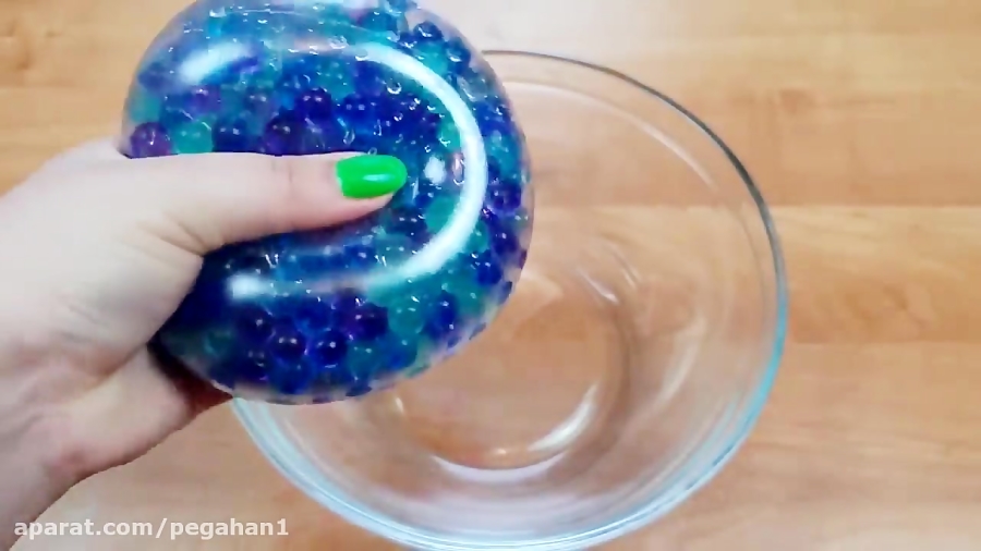 ترکاندن توپ های ضد استرس  صداه...