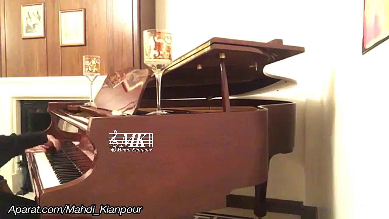 پیانو نوازی آهنگ من هم گریه کر...