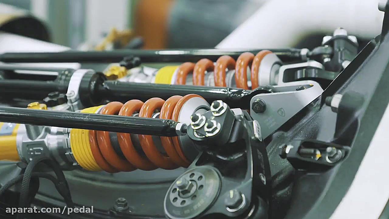 هایپرکار جدید لامبورگینی روی د...