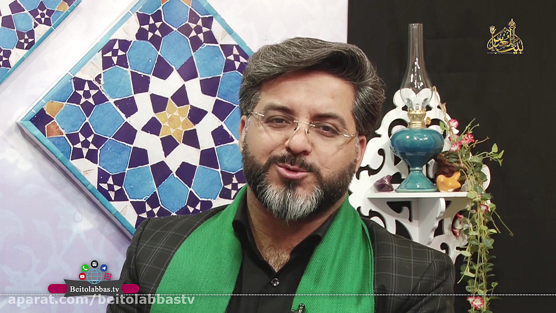 بر بال ملائک  مقام حضرت ام الب...