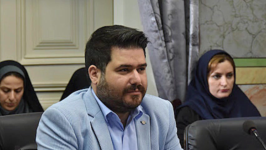 انتقاد شدید اللحن عضو شورای شه...