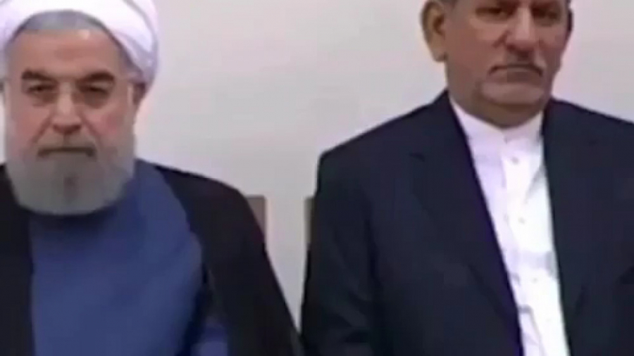 انتقاد رهبر جلو چشم حسن روحانی...