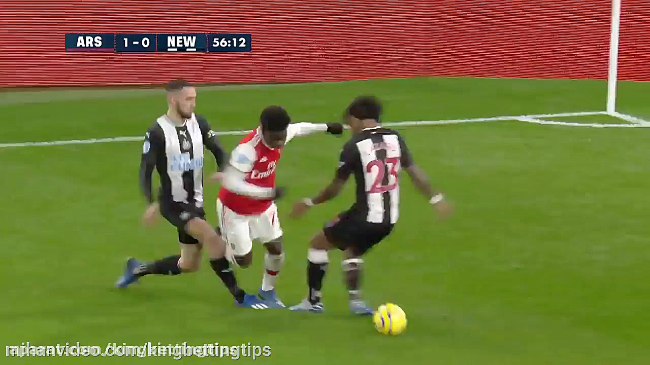 خلاصه بازی آرسنال 4  نیوکاسل 0