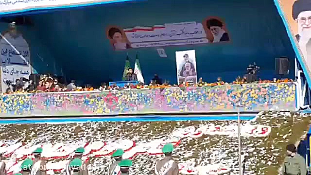 مداحی میثم مطیعی در حاشیه راهپ...