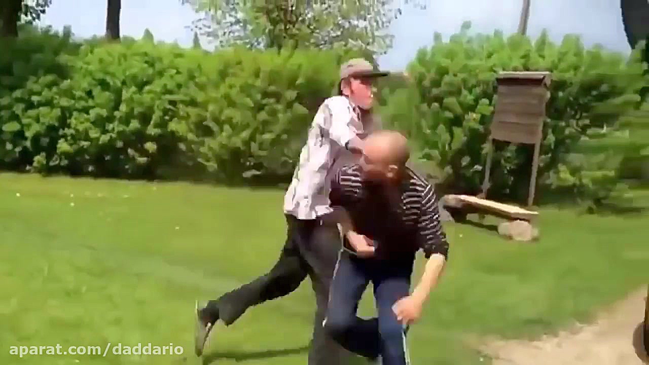 درگیری فوق العاده خنده دار دو...