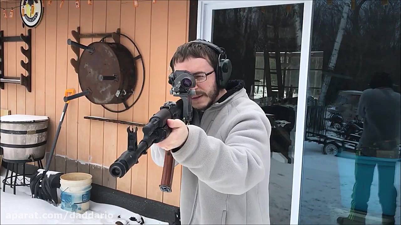 شلیک با اسلحه کلاشینکف AK 74 م...