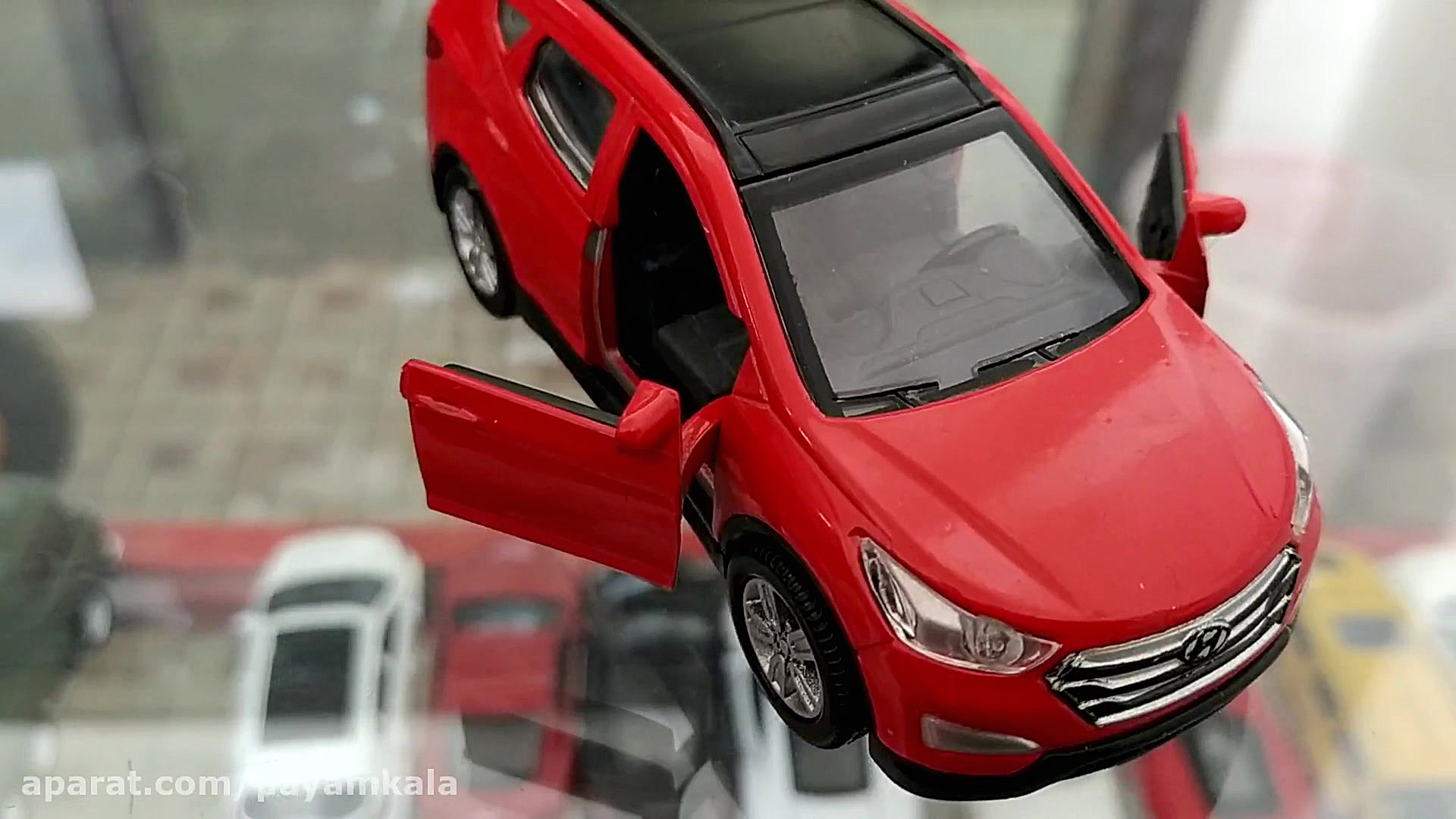 ماشین اسباب بازی سانتافه