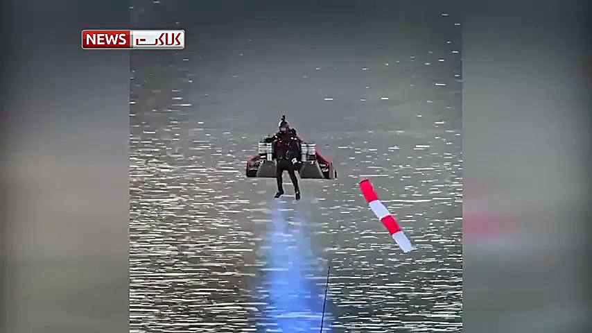 آزمایش یک جت پک در دبی با قدرت...