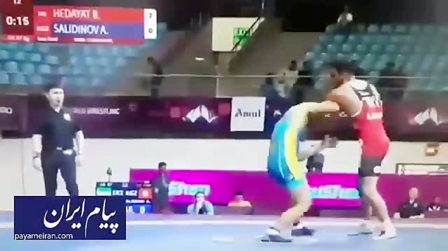 اقدام مشکوک کشتی گیر ایران در...