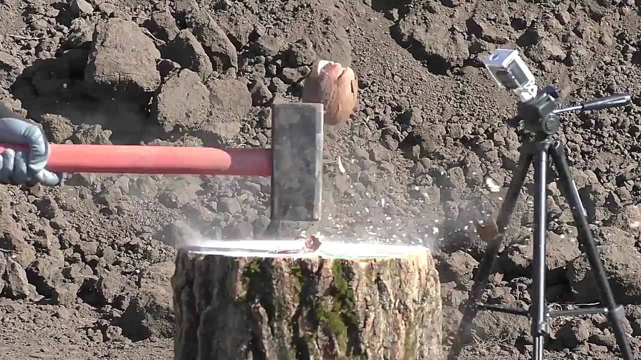 آزمایش عجیب  پُتک علیه کوکاکول...