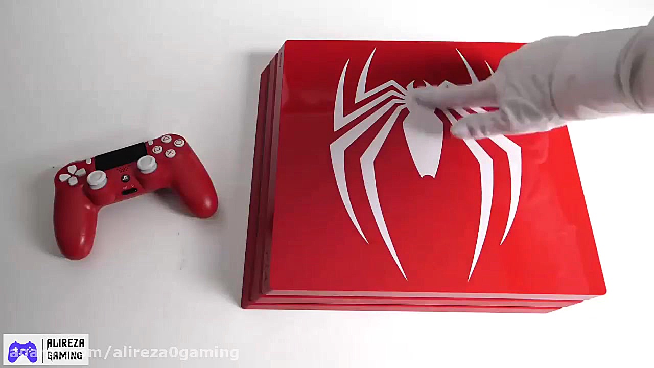 انباکس کنسول پلی استیشن با بان...