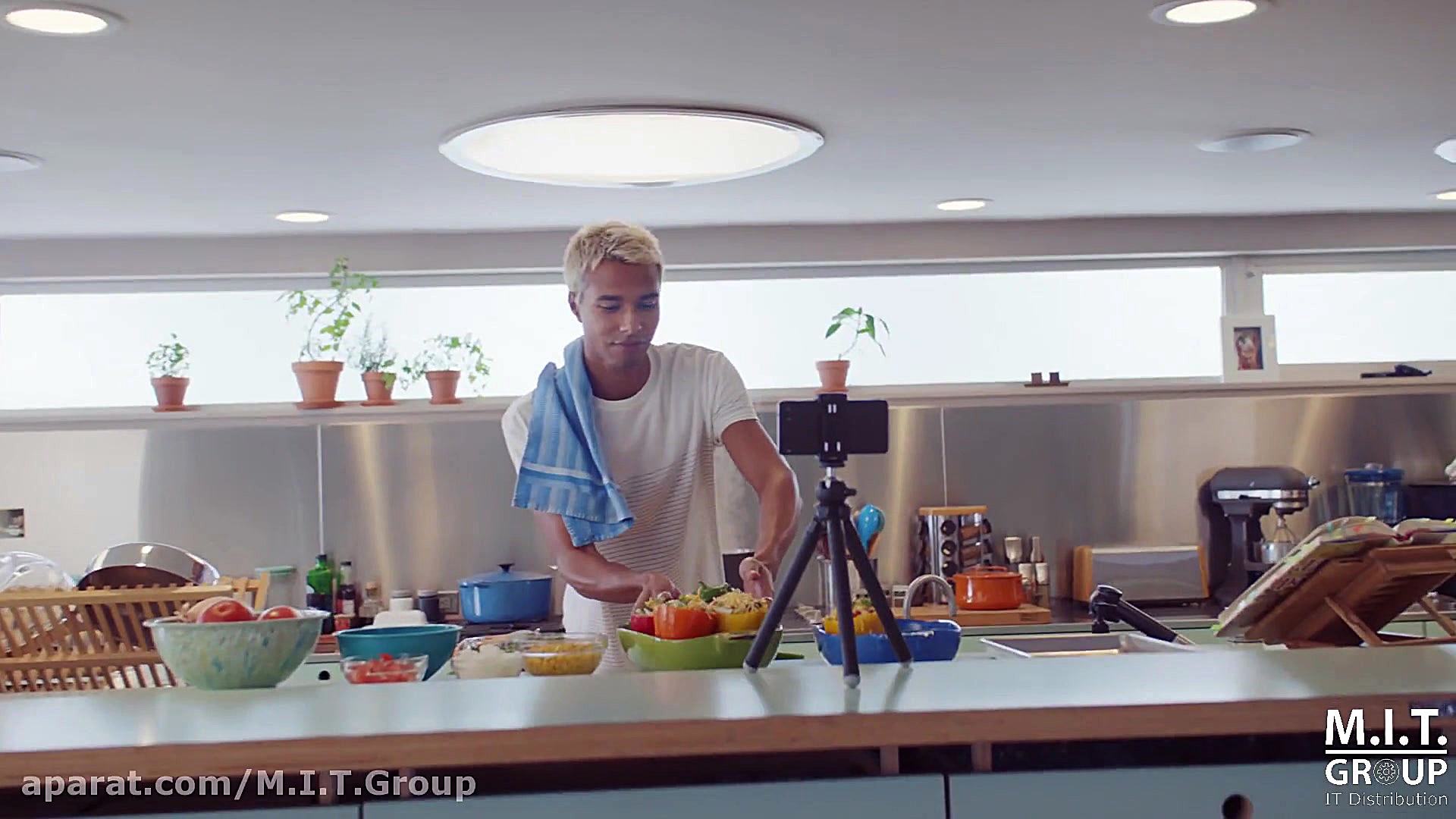 اس اس دی T7 Touch با قابلیت اث...