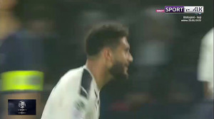 اشتباه عجیب دروازه بان پاری سن...