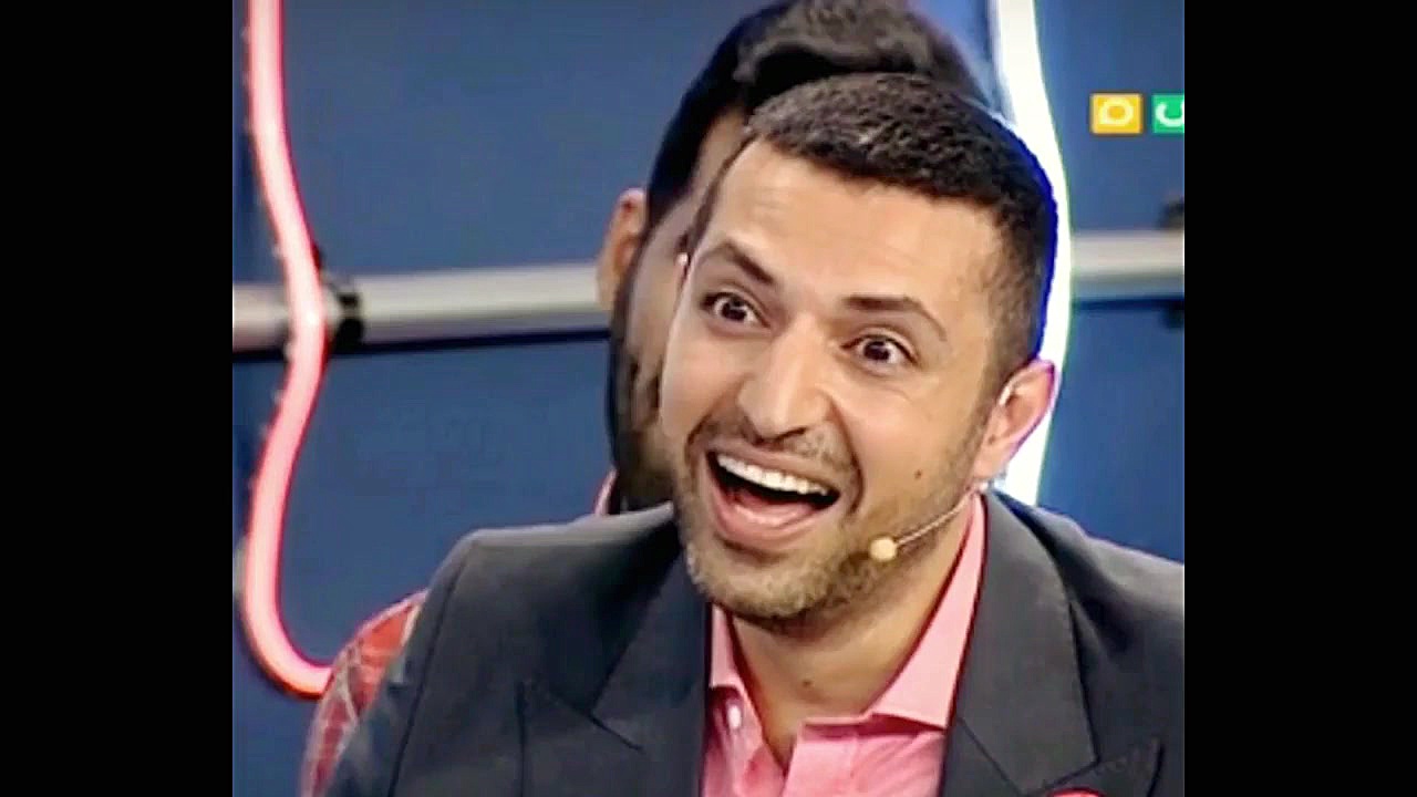 استندآپ کمدی همایون قطب الدینی...