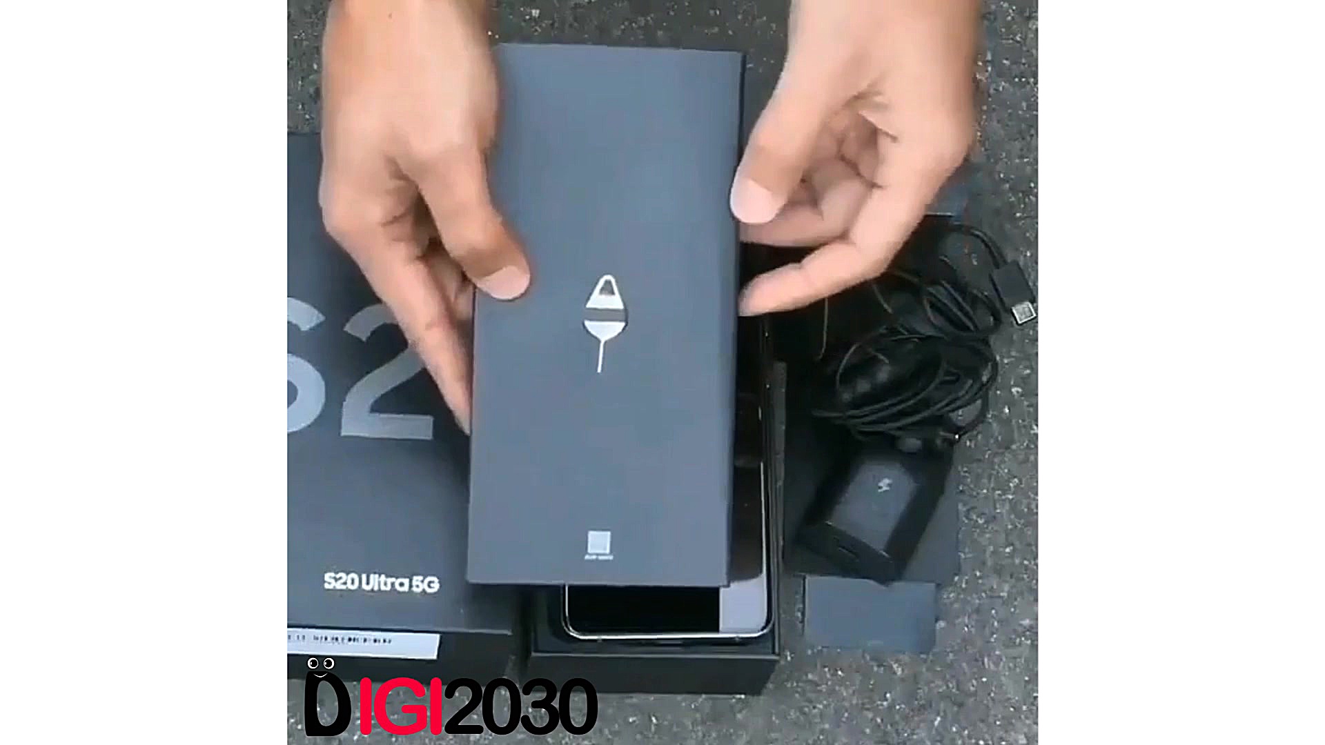 جعبه گشایی گوشی سامسونگ گلکسی...