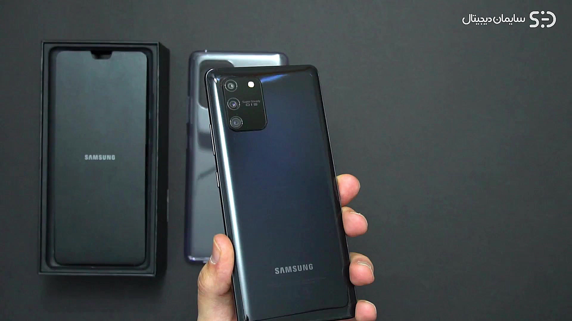 جعبه گشایی از گلکسی اس 10 لایت