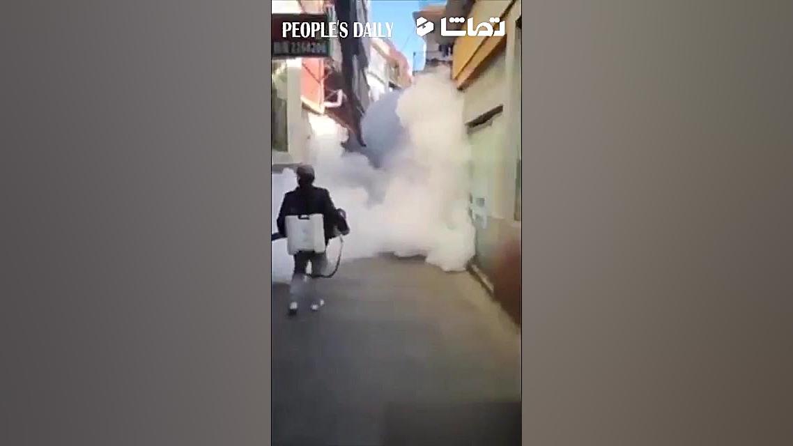 ضدعفونی کردن شهر ووهان چین با...