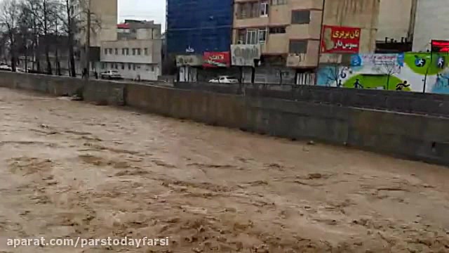 بارش شدید باران در لرستان؛ خرم...