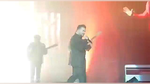 بابک جهانبخش  اجرای زنده ی آهن...