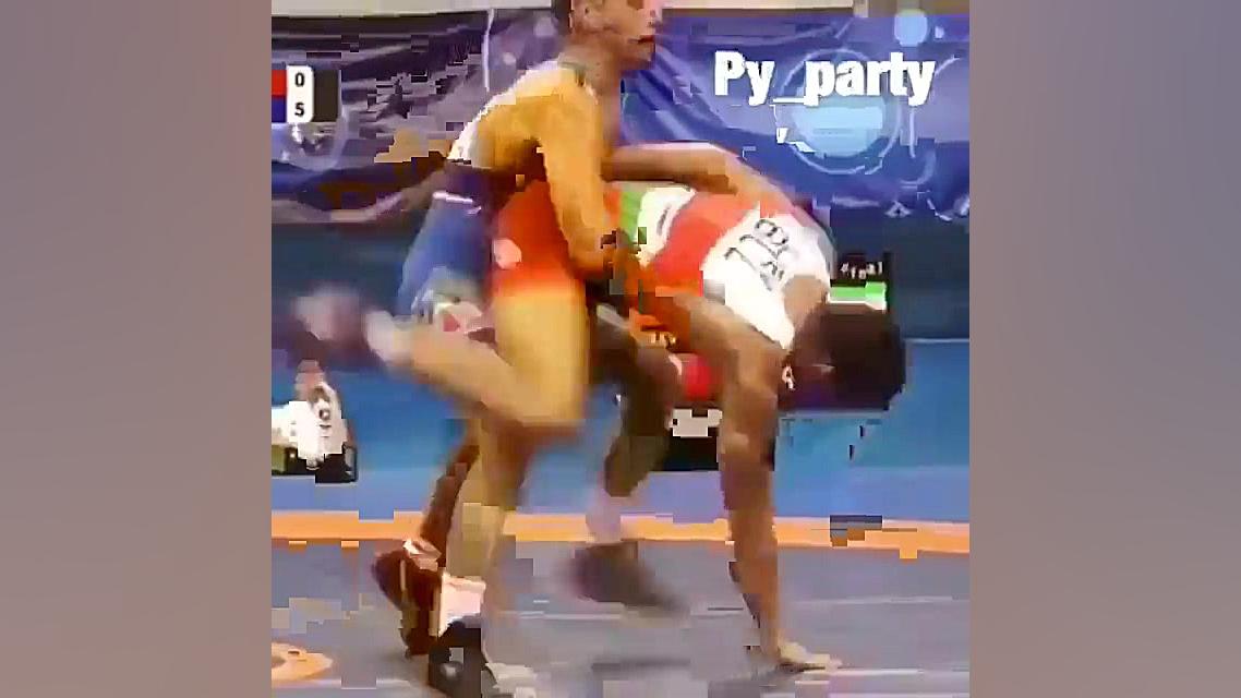 حرکت فوق العاده کشتی گیر ایران...