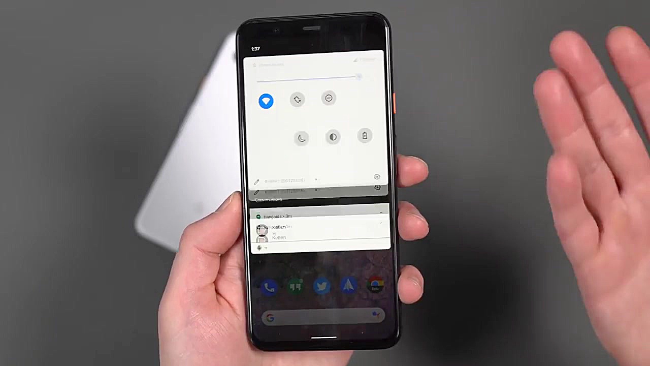 Android 11 First Look and Tour