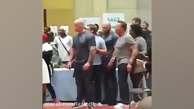 ویدیو کتک خوردن آرنولد شوارتزن...