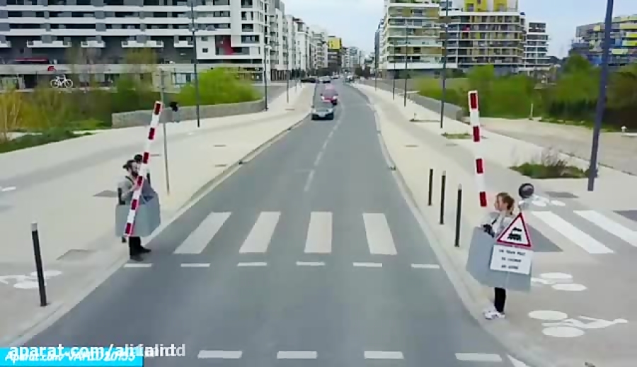 دوربین مخفی : قطار