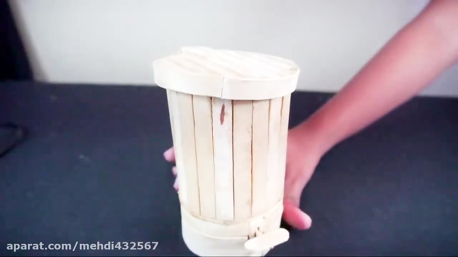 نحوه ساخت سطل آشغال با چوب بست...