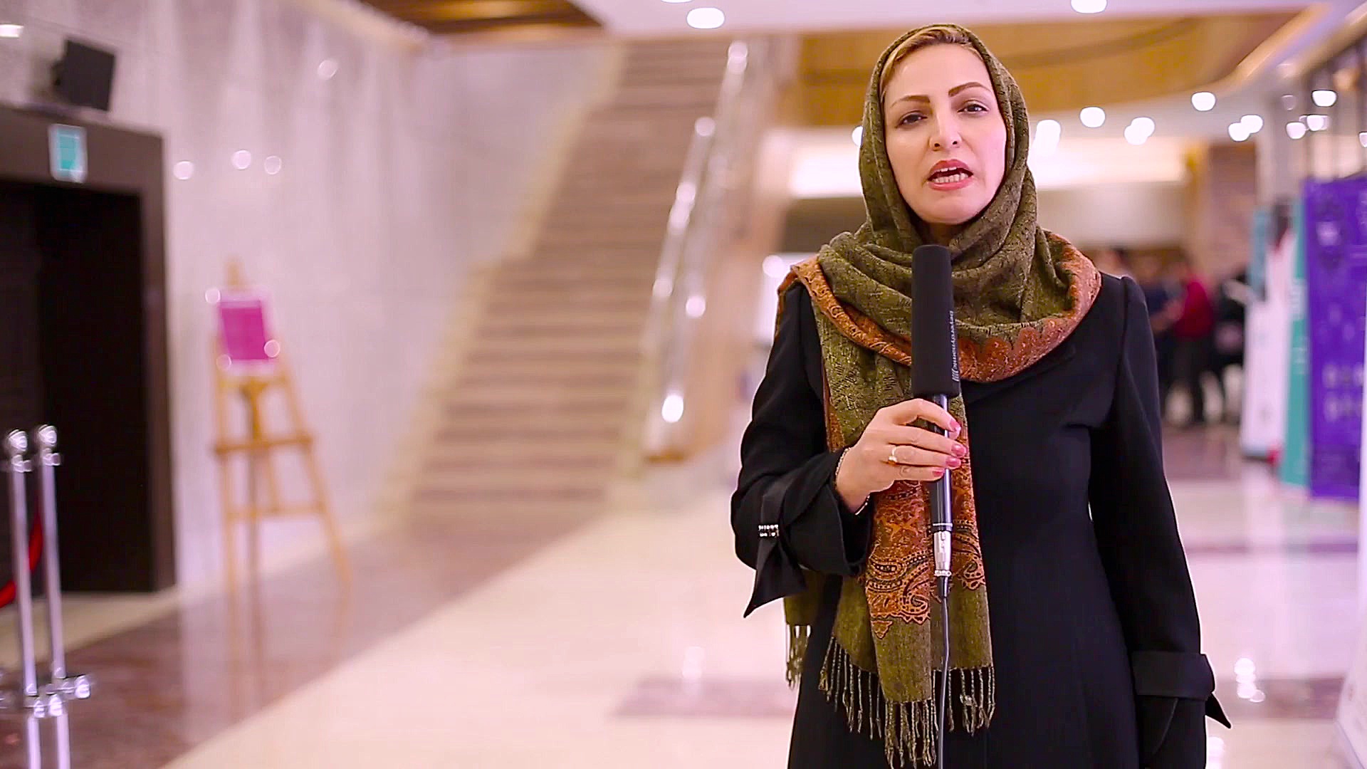 نظر الهام مظلومی  روانشناس و م...