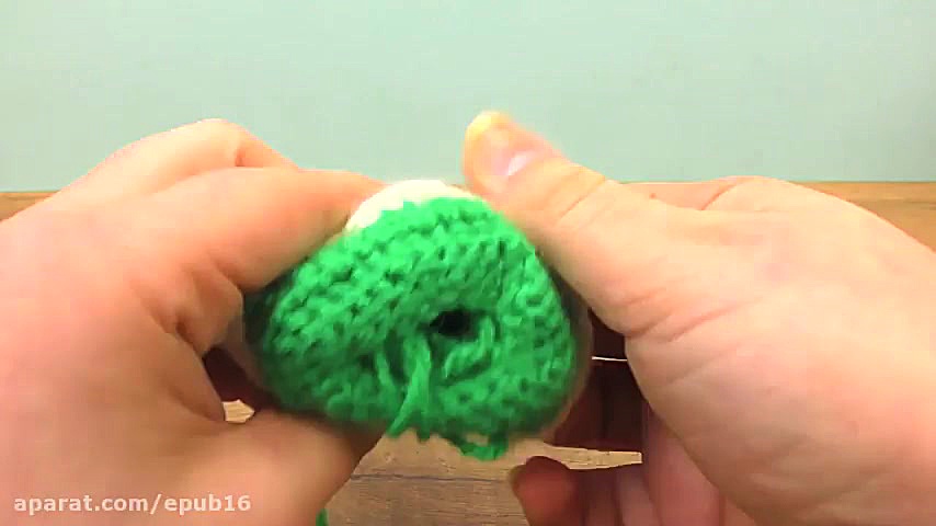 قلاب بافی درخت کاج برای تزیینا...