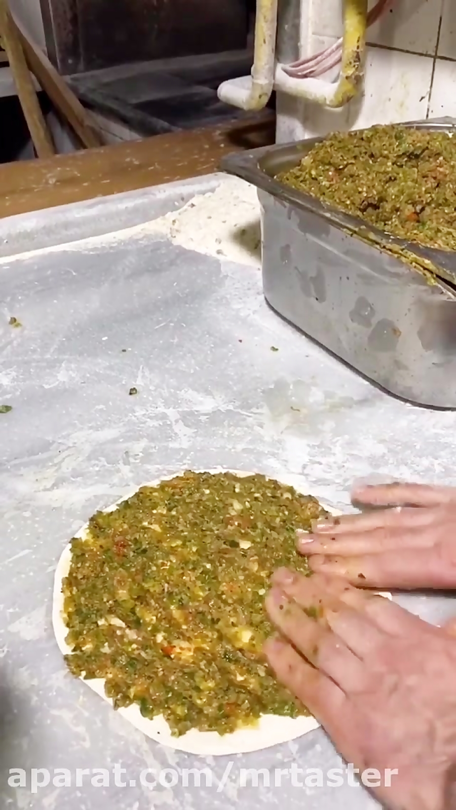 لاه ماجون یا پیتزا ترکیه ای در...