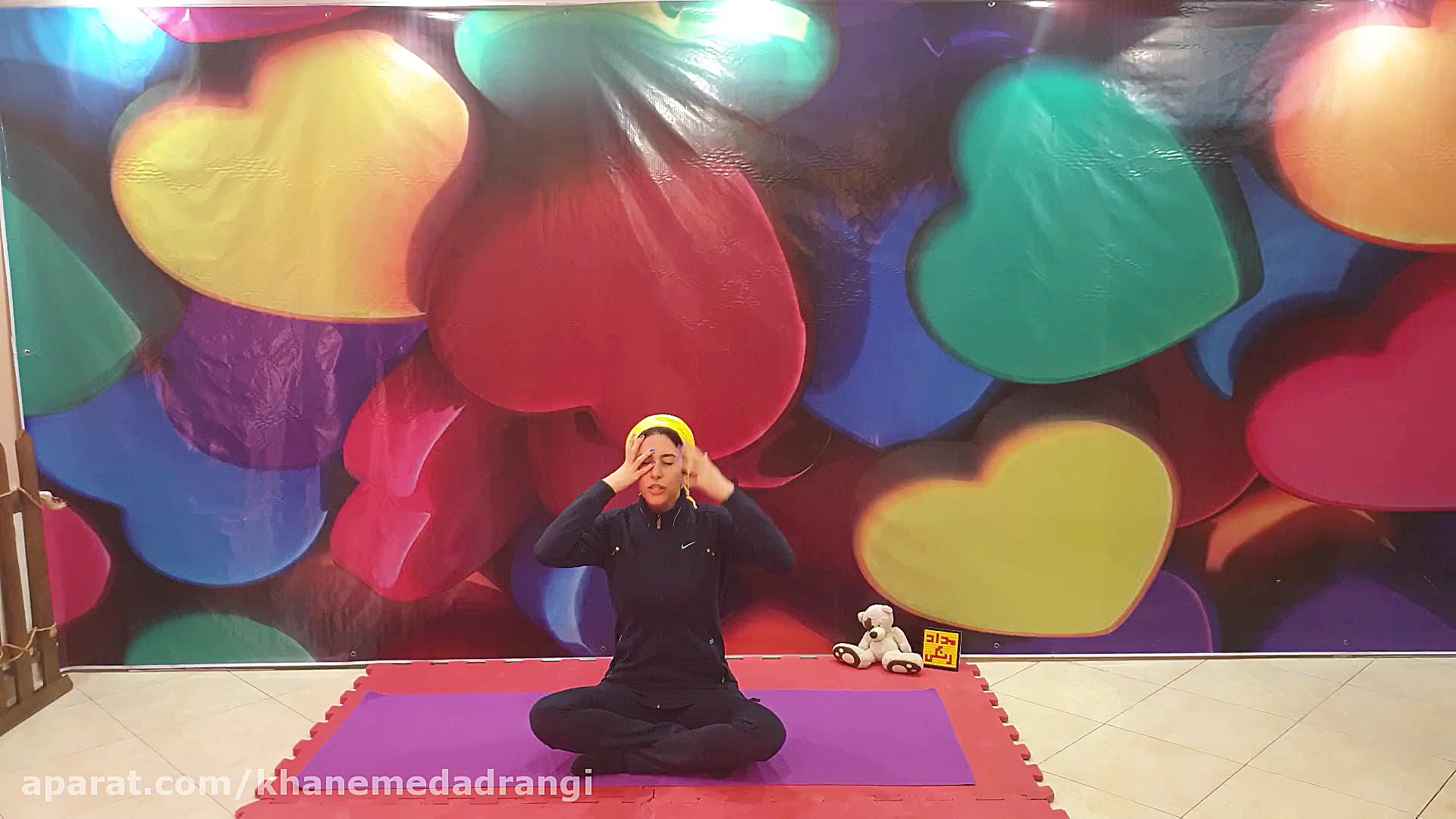 آموزش یوگا ( حرکت زنبوری )  1