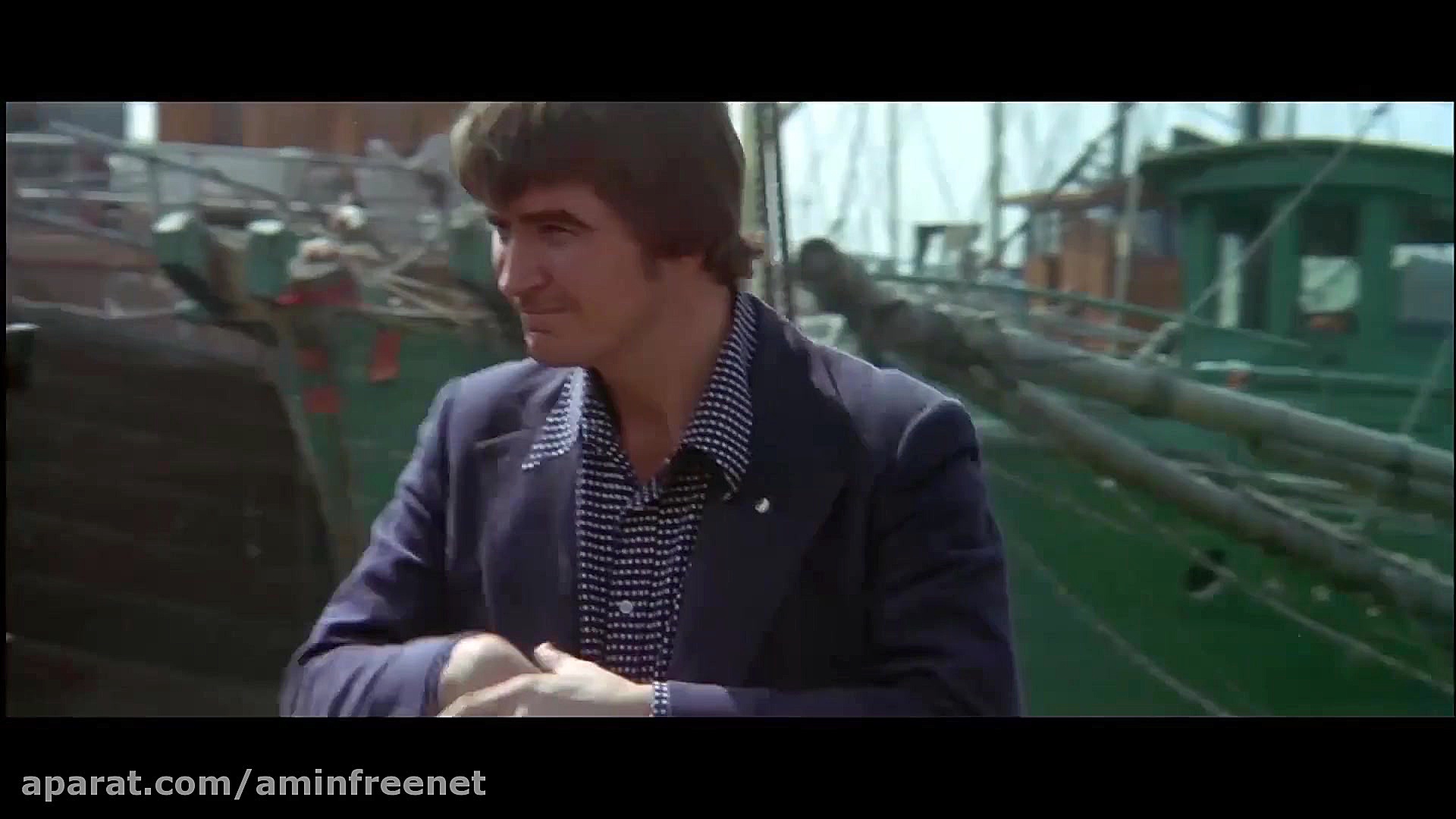 فیلم سینمایی : { اژدها وارد می...