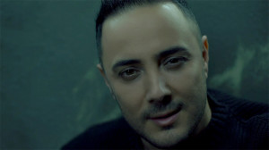 موزیک ویدیوی «دلبر ناب&r...