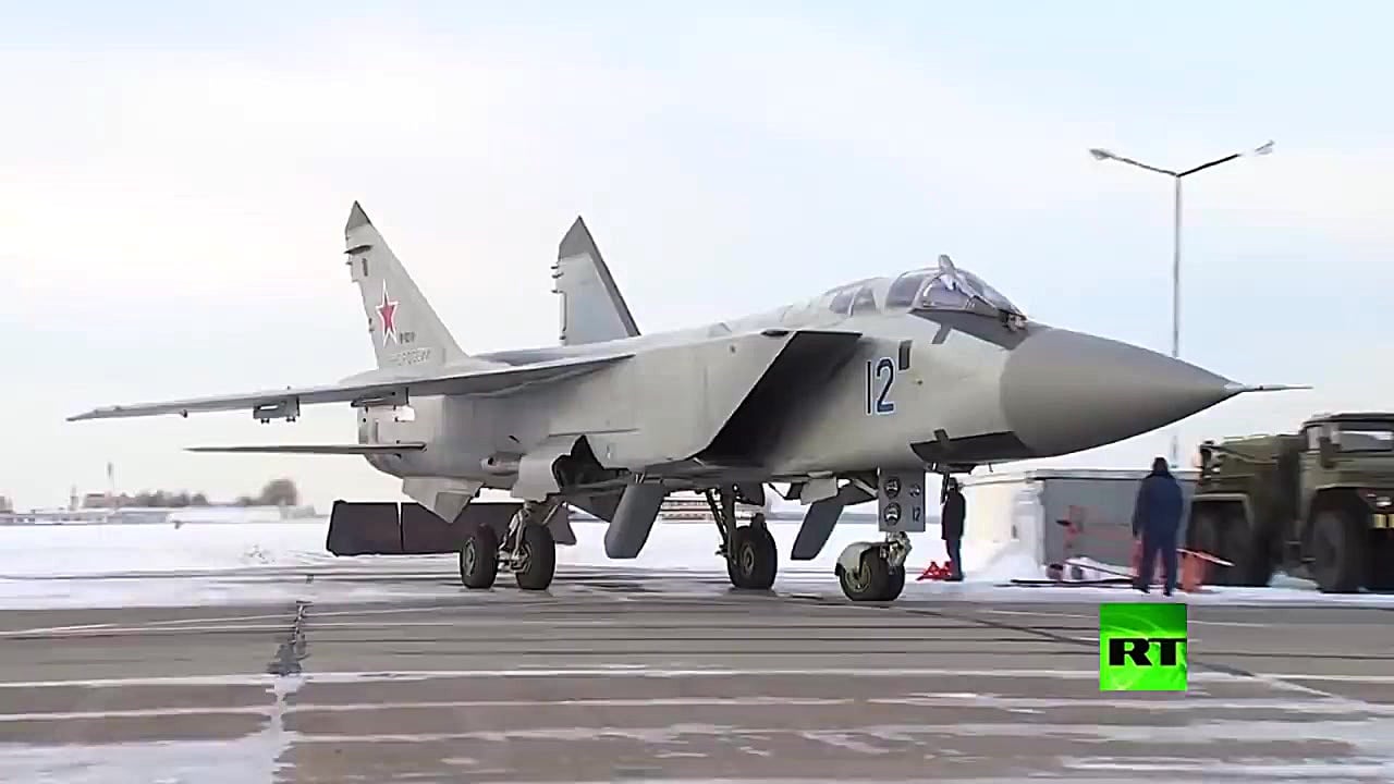 پرواز جنگنده پرسرعت میگ 31 ارت...