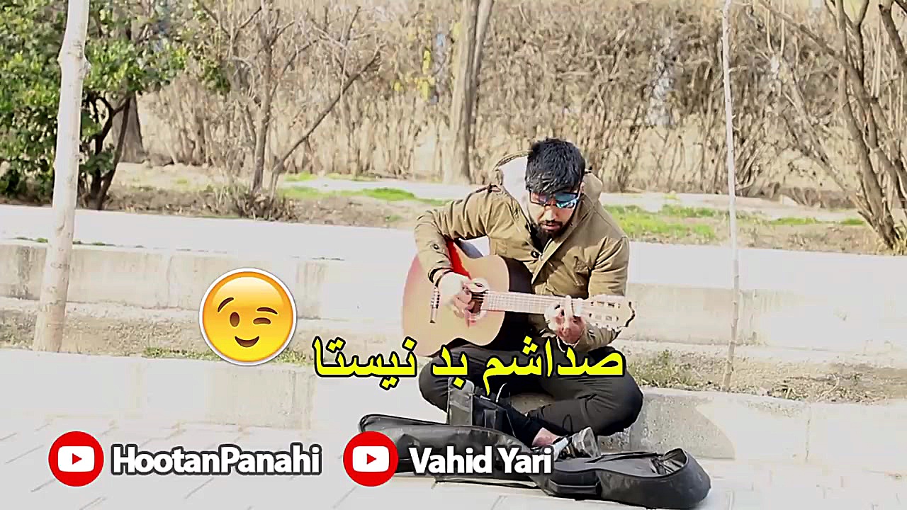 دوربین مخفی وحید  گیتار میزنه...