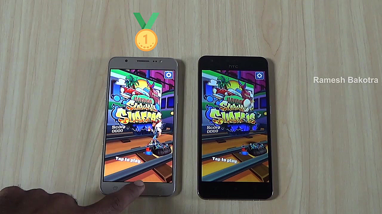 HTC Desire 10 Lifestyle vs Sam...