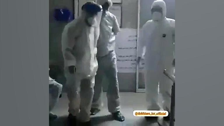 رقص پرسنل لر در بیمارستان قرنط...