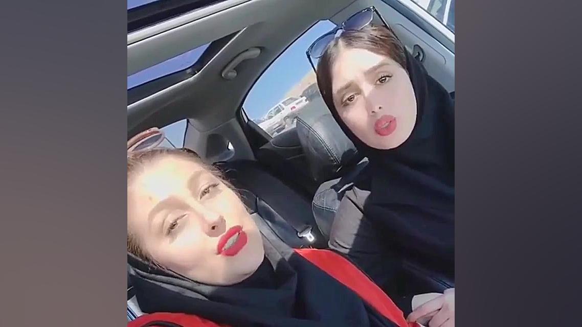 دابسمش دخی ناز