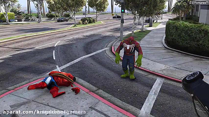 جنگ مردعنکبوتی با هالک