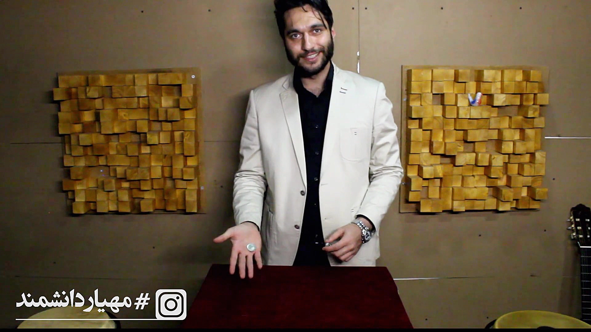 شعبده بازی با آتش مهیاردانشمند