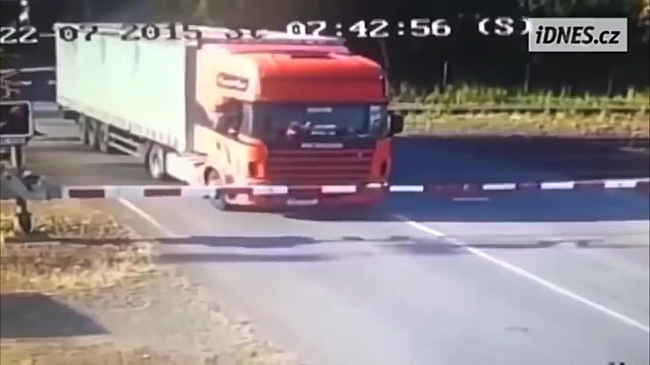 حوادث و تصادفات وحشتناک قطار ه...