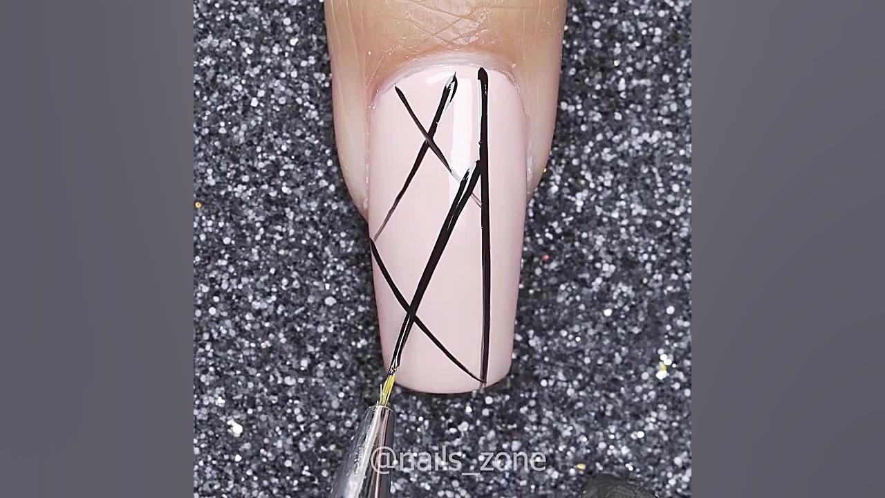 ايده هاي جديد و شيك ديزاين ناخ...