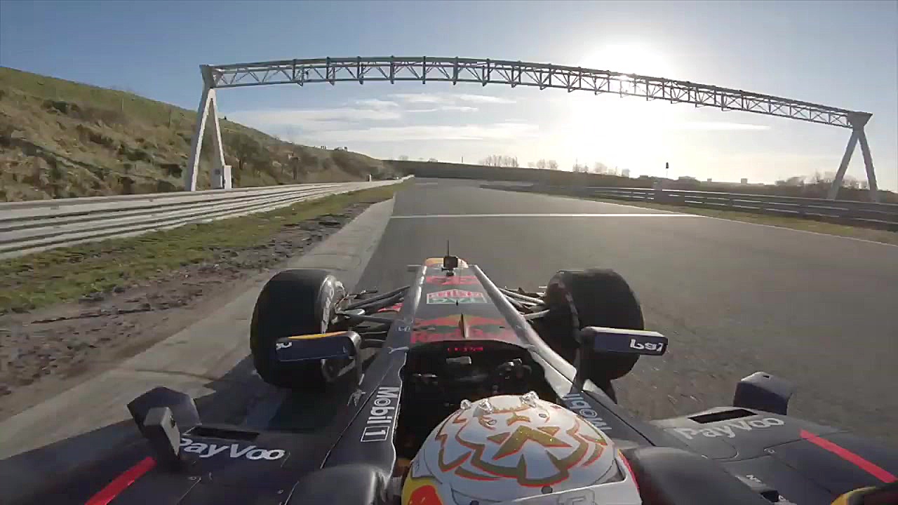 آنبورد با مکس ورشتپن در پیست ز...