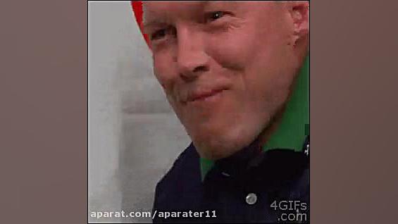 آب خوردن در فضا اینجوریه