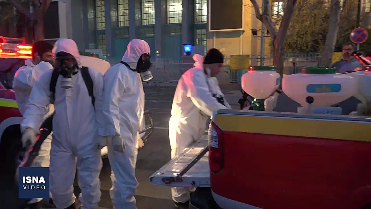 ضدعفونی کردن بازار بزرگ تهران...